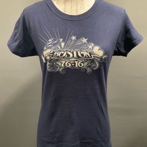 NWOT‎ BOSTON COTTON TEE BY TULTEX